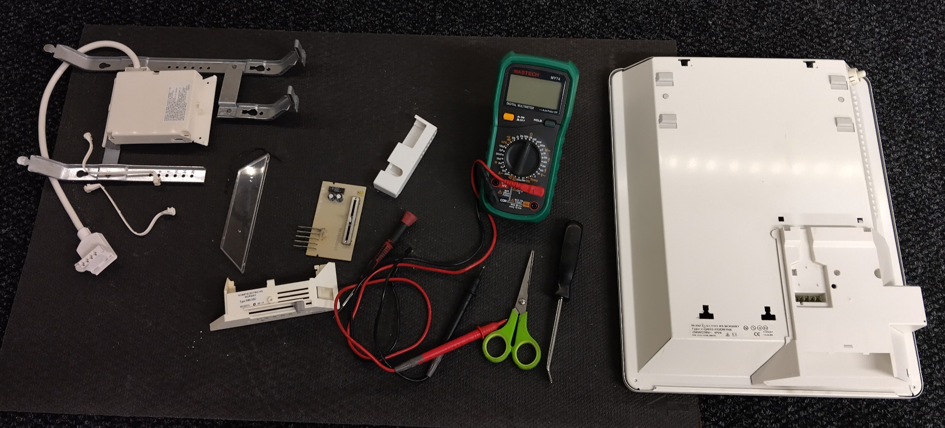 Lämpöpatterin korjausta